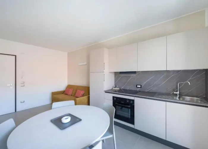 Newly Renovated Modern Two *